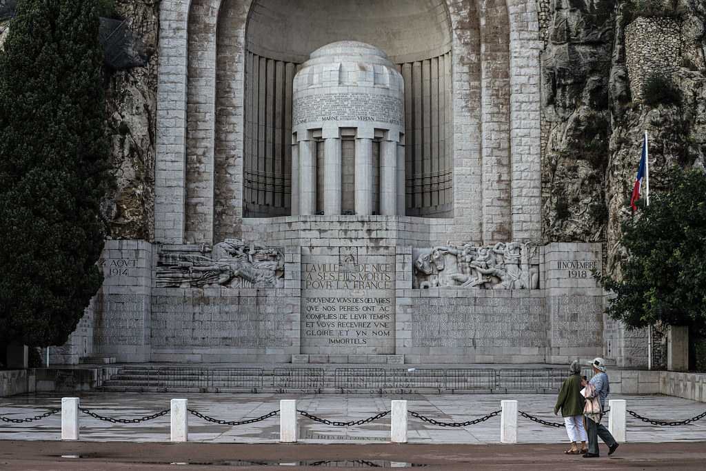 🏛️ 니스 라우바 카푸 전사자 기념비(모뉘망 오 모르 드 호바 카푀)